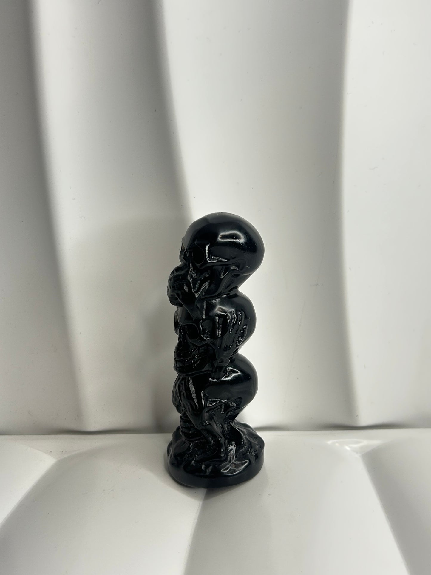 Obsidian Skulls