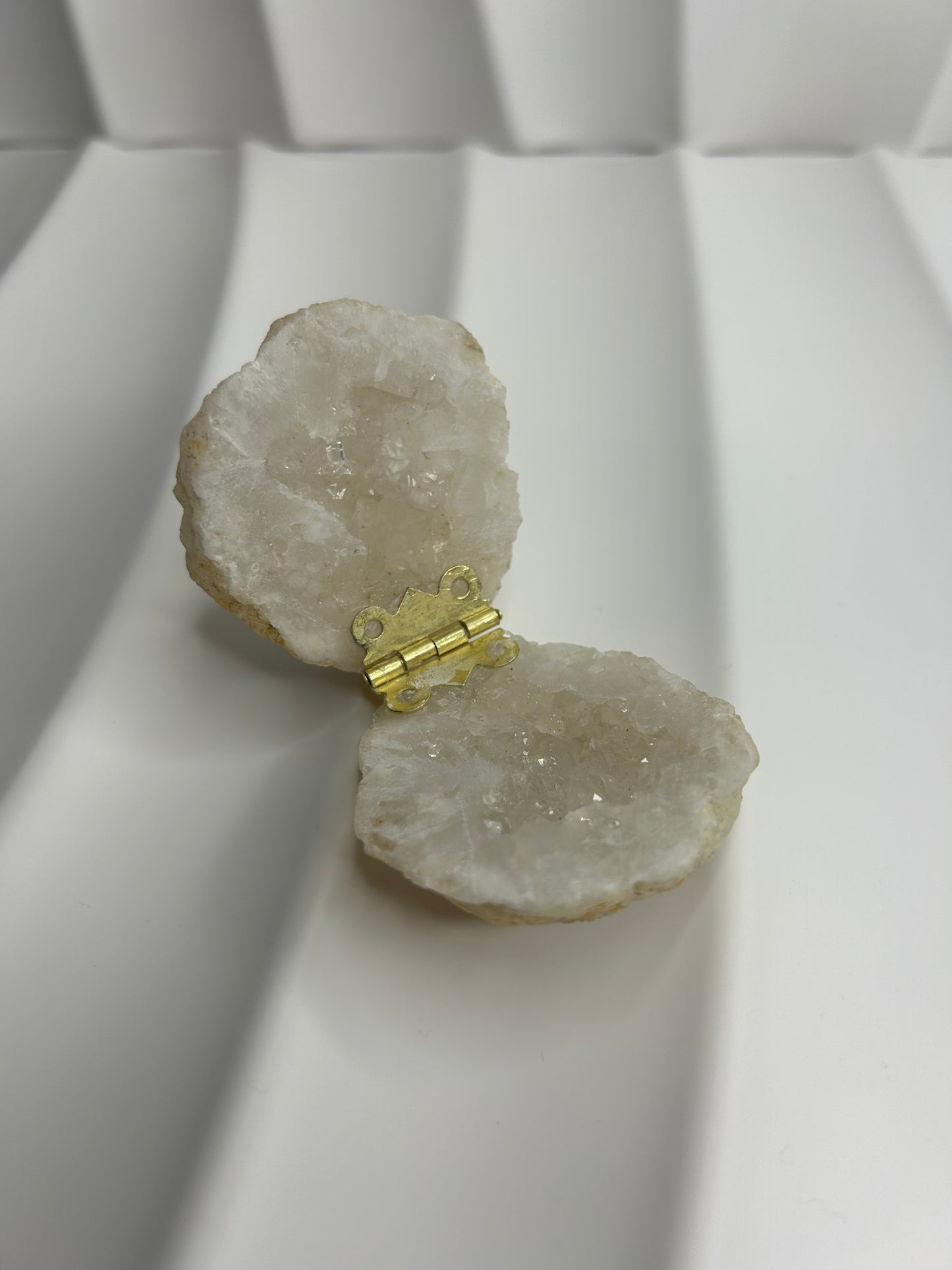 Quartz Geode Ring Holder